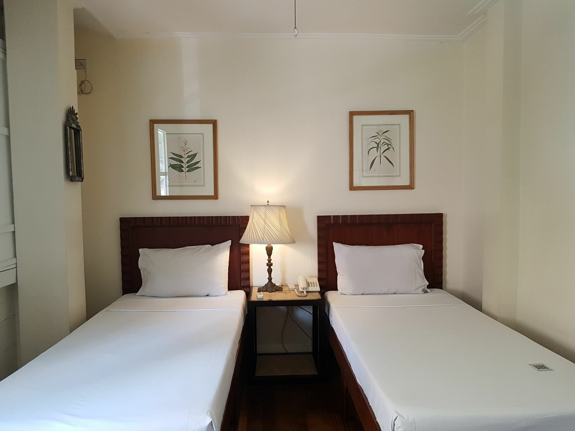 Charming La Casita Mercedes, 5Br And 5Tb For Family And Friends Staycation Makati City Zewnętrze zdjęcie